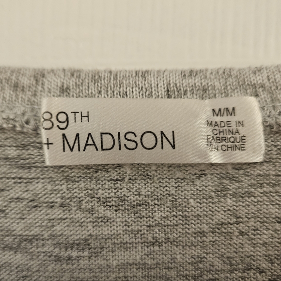 89th & Madison Sweater Lady Print Size Medium - Picture 5 of 11